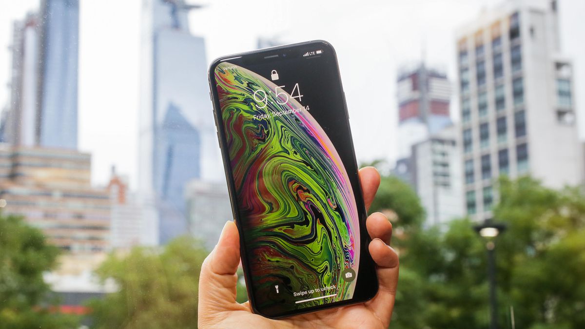 The iPhone X vs XS and XS Max